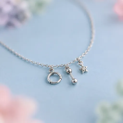 Comment choisir un collier à breloques personnalisable quand on aime les piercings
