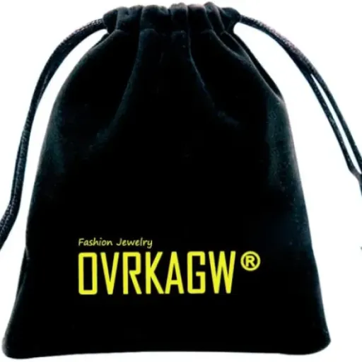 Test Plug d'oreille en pierre naturelle opale 7 mm : simple, lourd, ça fait le job